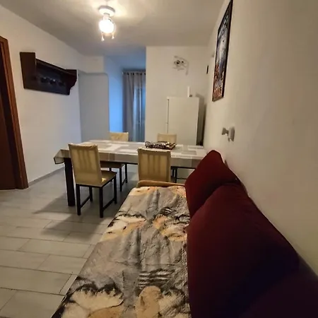 House In Historic Style Palace Apartment Bari