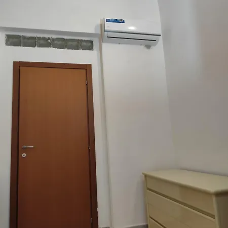 House In Historic Style Palace Apartment *