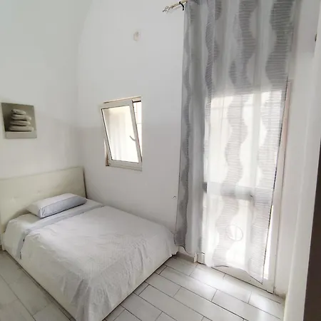 Apartment House In Historic Style Palace *