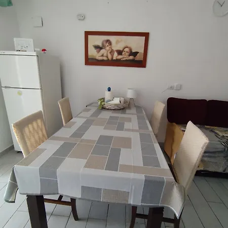 Apartment House In Historic Style Palace Bari
