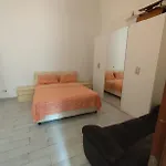 House In Historic Style Palace Appartamento Bari
